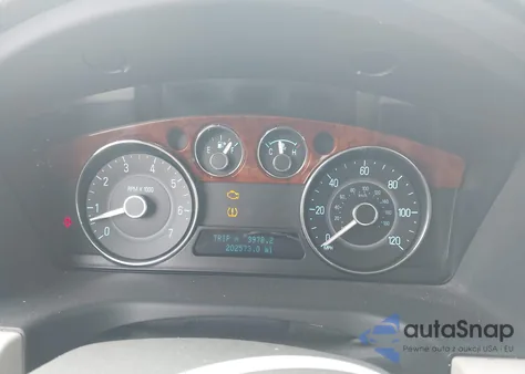 2010 Ford Flex Limited z USA, uszkodzony, nr VIN 2FMGK5DC5ABA51113